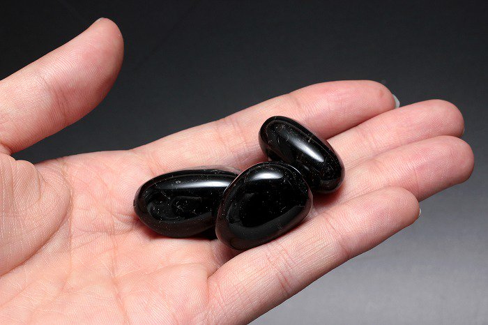 【高品質】モリオン(黒水晶)タンブル【Mサイズ】セット販売(1点〜) MOTST-004, ピックアップ商品の商品画像_2