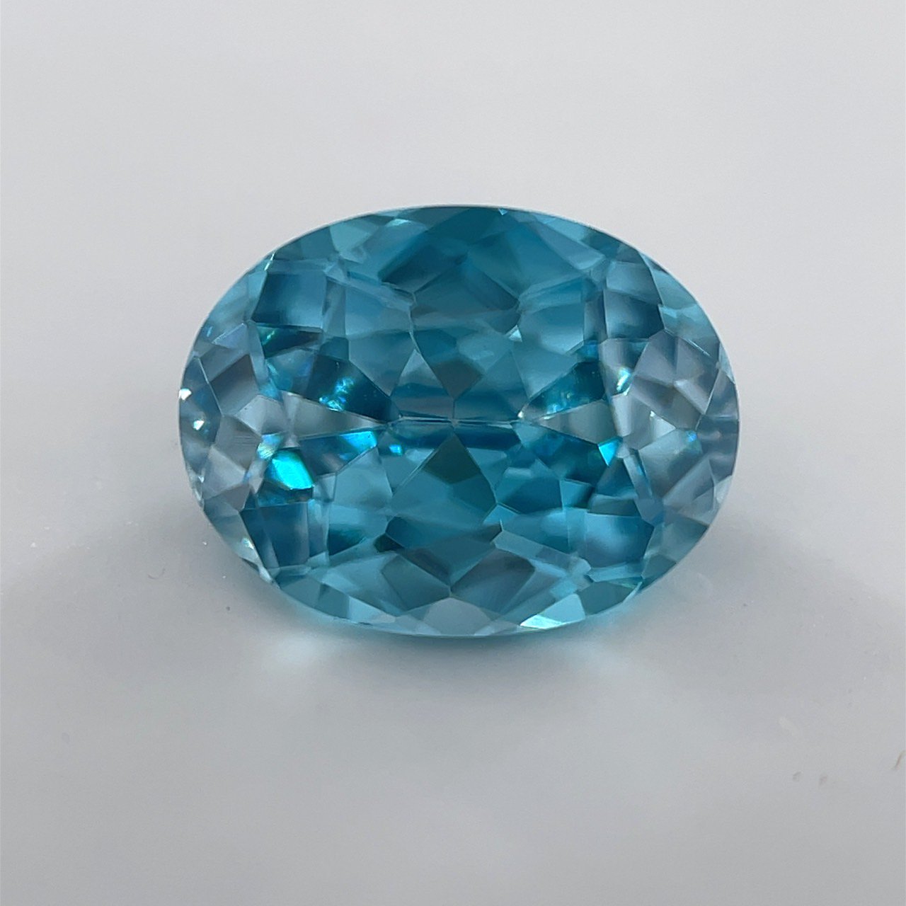 508687 ﾌﾞﾙｰｼﾞﾙｺﾝ ﾙｰｽ OV 2.33ct の商品画像_2
