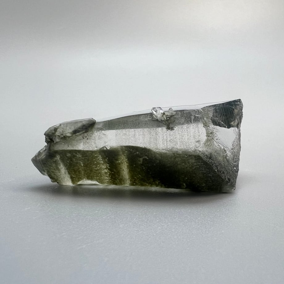 ガネッシュヒマール産クローライトイン天然ヒマラヤ水晶ポイント/Ganesh Himal Chlorite in Himalayan Quartz Mini Pointの商品画像_21