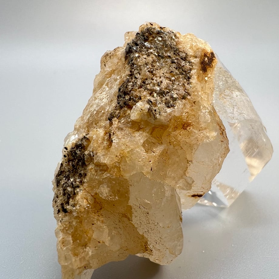 ガネッシュヒマール産リモナイトイン天然ヒマラヤ水晶/Ganesh Himal Limonite in Himalayan Quartzの商品画像_16