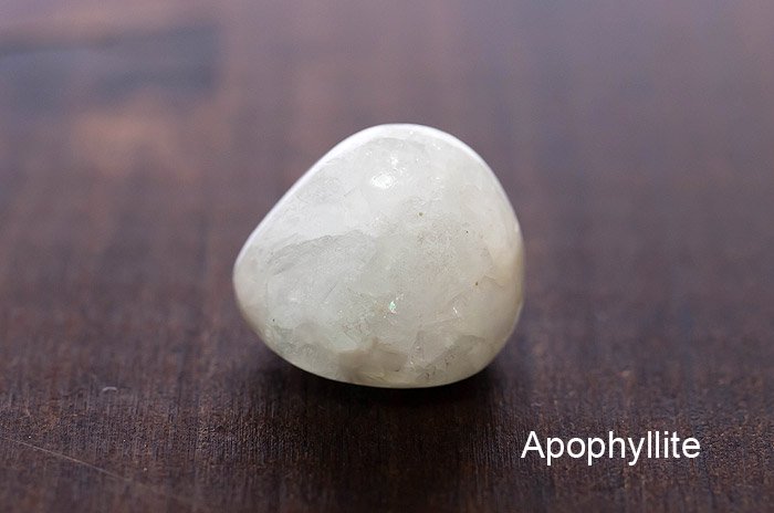  アポフィライト お守り石 インド産｜Apophyllite｜魚眼石｜ の商品画像_3