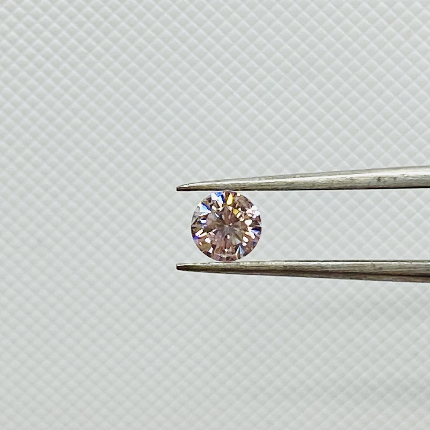 FANCY LIGHT PINK 0.239ct RD/RT2606/CGLの商品画像_2