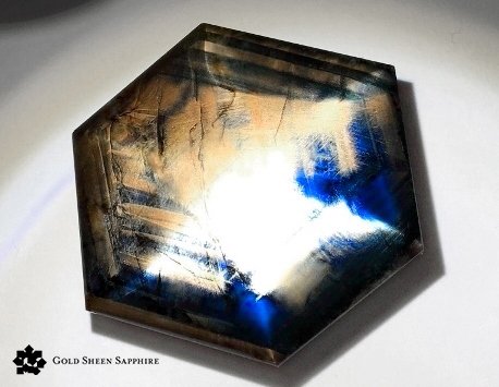 バイカラー・ゴールドシーンサファイア 42.997ct (発見者発行証明書付き) の商品画像_2