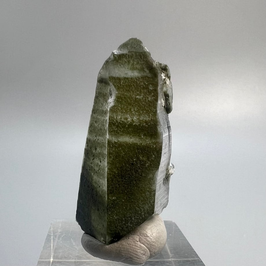 ガネッシュヒマール産クローライトイン天然ヒマラヤ水晶ポイント/Ganesh Himal Chlorite in Himalayan Quartz Mini Pointの商品画像_22