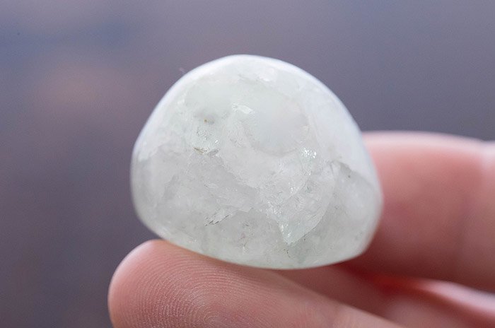  アポフィライト お守り石 インド産｜Apophyllite｜魚眼石｜ の商品画像_6