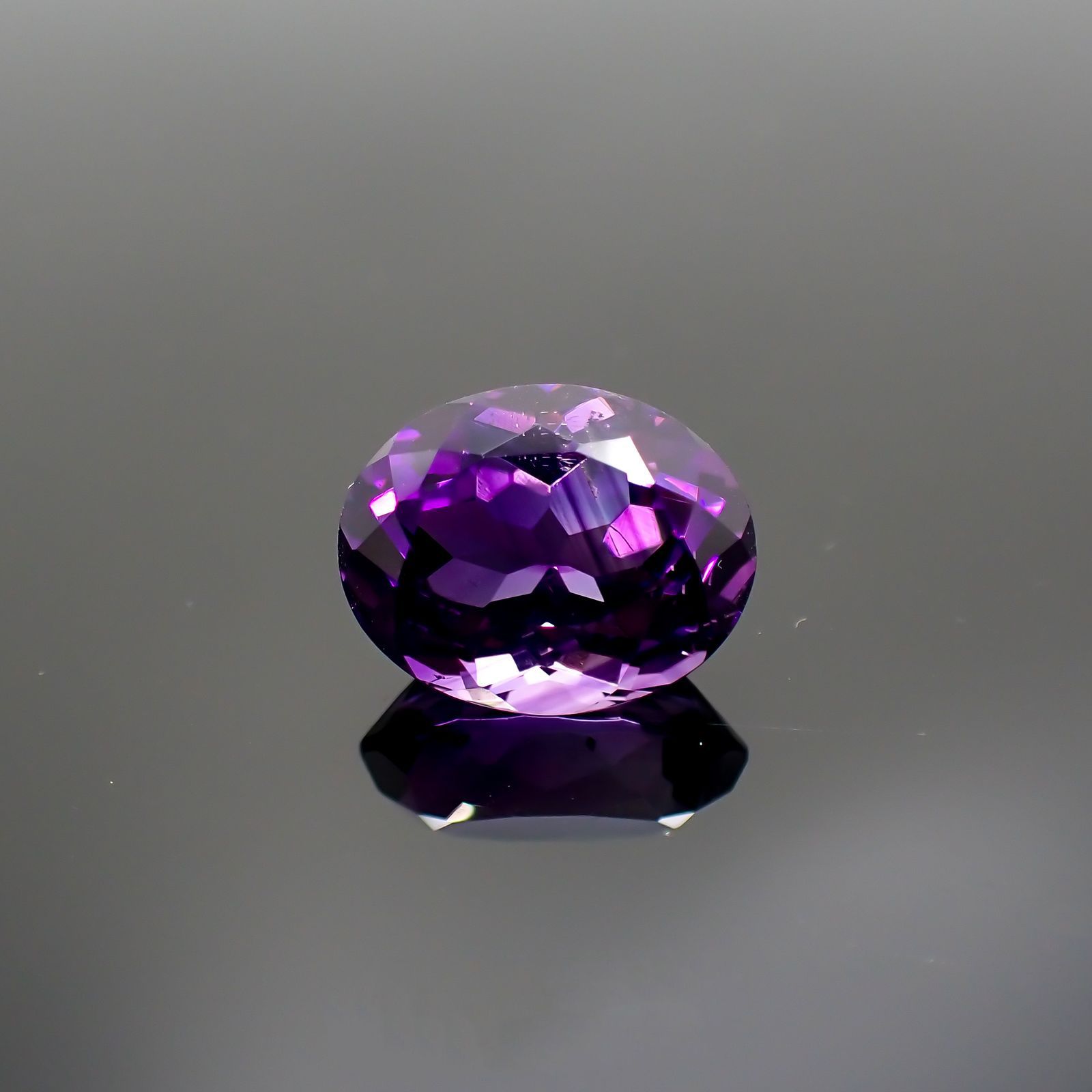 カラーシフトアメジスト(宝石名アメシスト)ブラジル/ウルグアイ産 8.21ct 識別済22011396914.6x11.6mm前後の商品画像_15