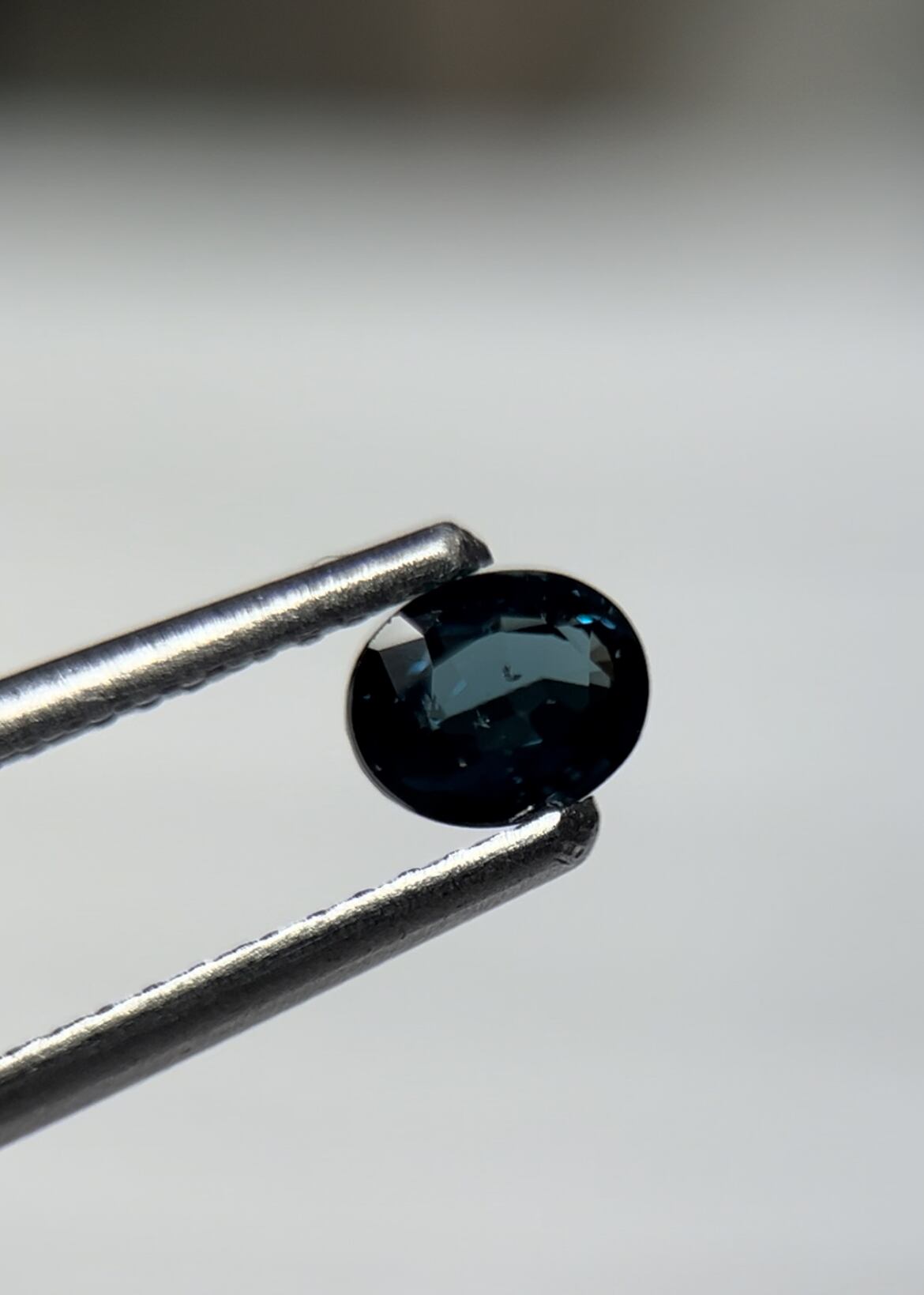 カラーチェンジガーネット(べキリ産) 0.51ct ovalの商品画像_8