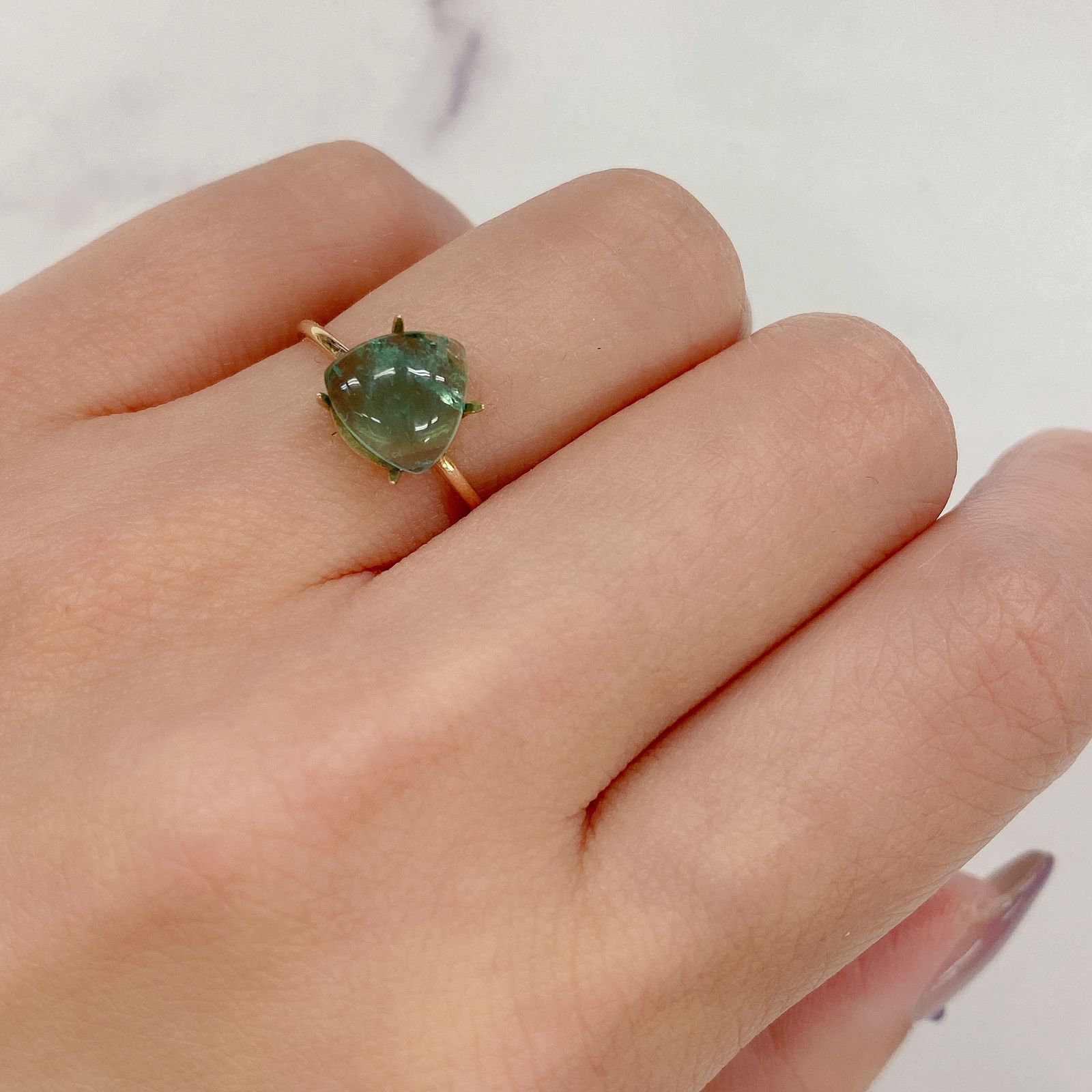フローライト フルオレッセンス(宝石名フルオライト)イギリス・ロジャリー鉱山産 2.3ct 識別済2111137668.3x8.6mm前後の商品画像_10