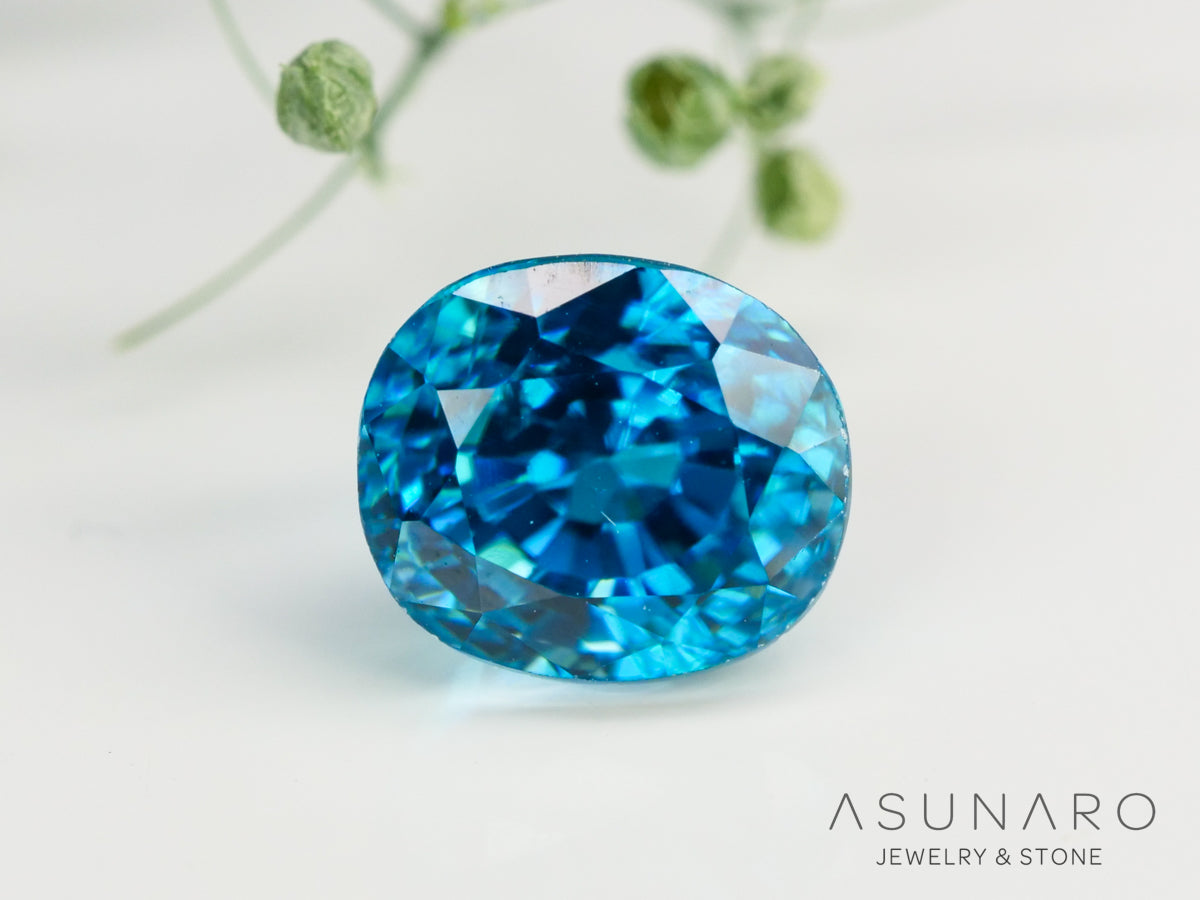 ブルージルコン ラタナキリブルー クッションカット 2.52ct カンボジア産 【240502-1993】の商品画像_4