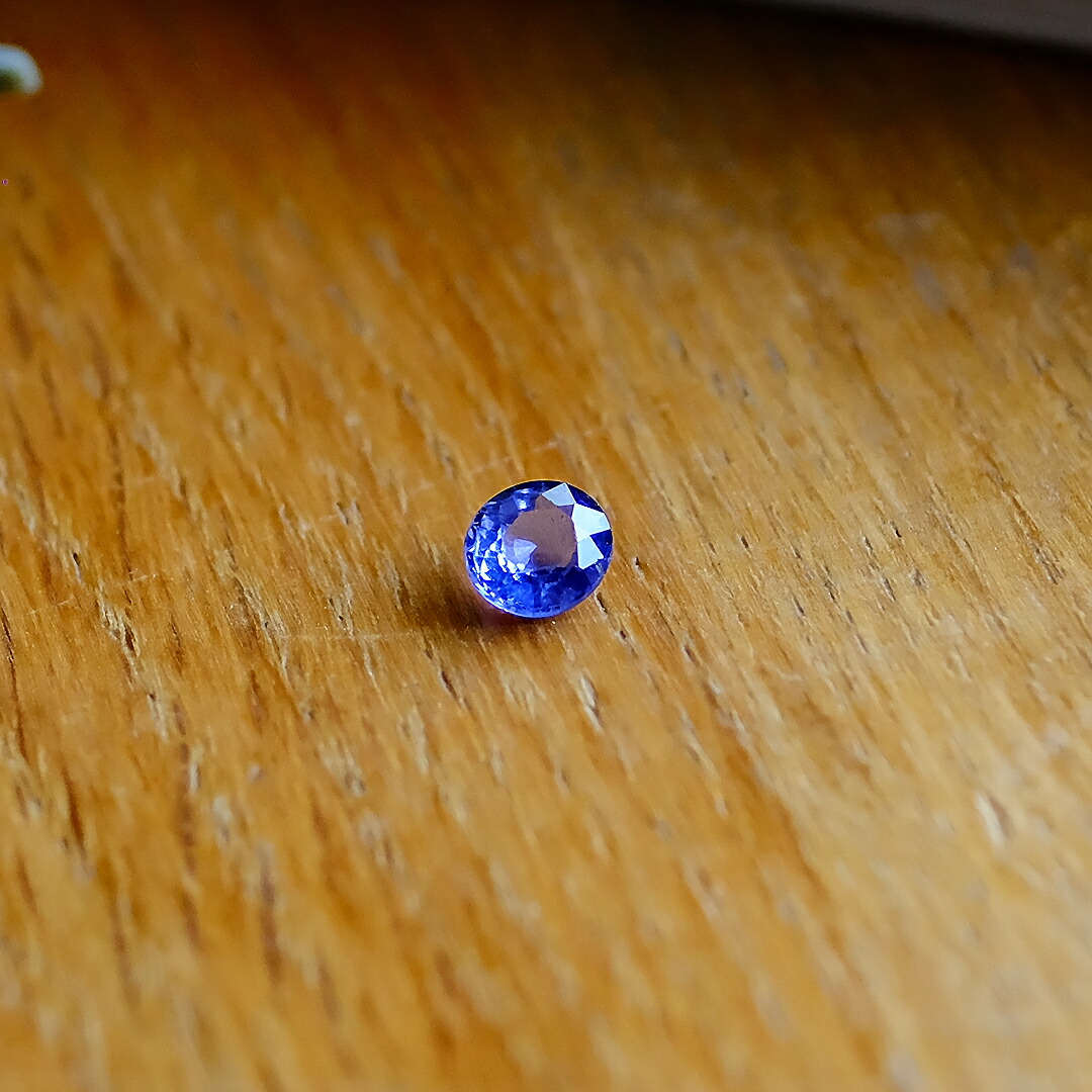 ★SALE★【コバルトブルー スピネル】NATURAL COBALT BLUE SPINEL / 0.62ct / 天然非加熱スピネル / 1点物 希少 オーバルカット 【送料無料 / 鑑別書付】【クーポン対象外】の商品画像_4