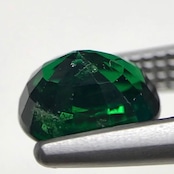 天然グロッシュラライトガーネット 0.74ct ルースの商品画像_4