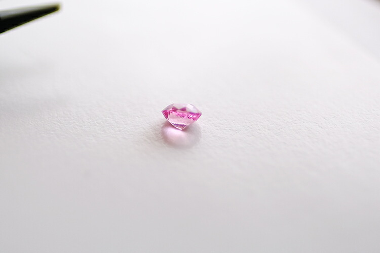 【パパラチア サファイア】PADPARADSCHA SAPPHIRE / 1.21ct / 天然非加熱サファイア / 1点物 ピンクオレンジ 希少石 希少カラー オーバルシェイプ 【送料無料 / 鑑別書付】の商品画像_11